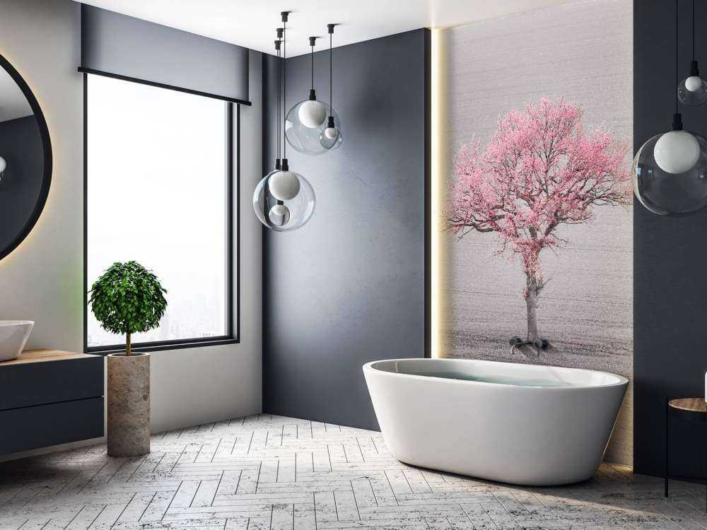 Arbre au feuillage rose