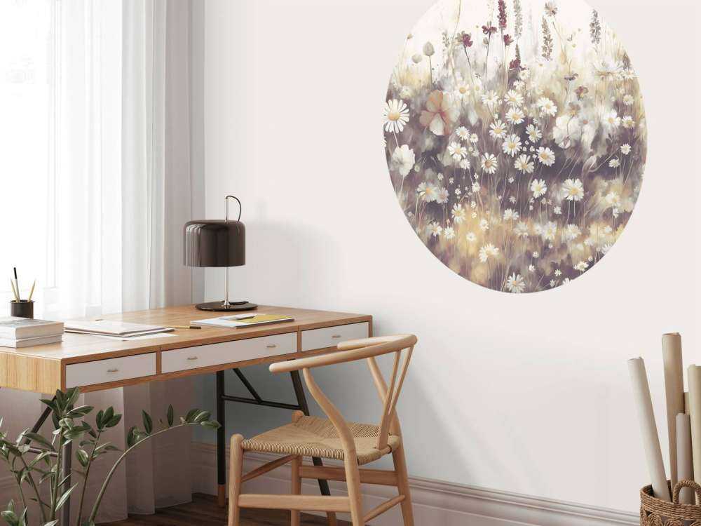 Végétation luxuriante d'été brun doré