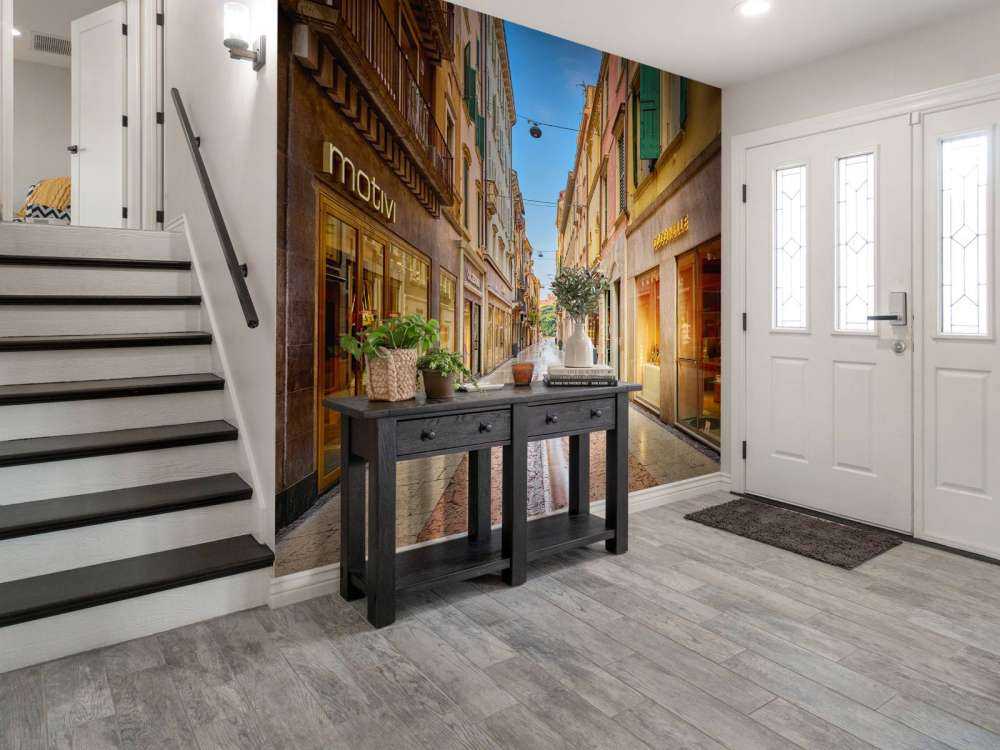 Rue commerçante tôt le matin