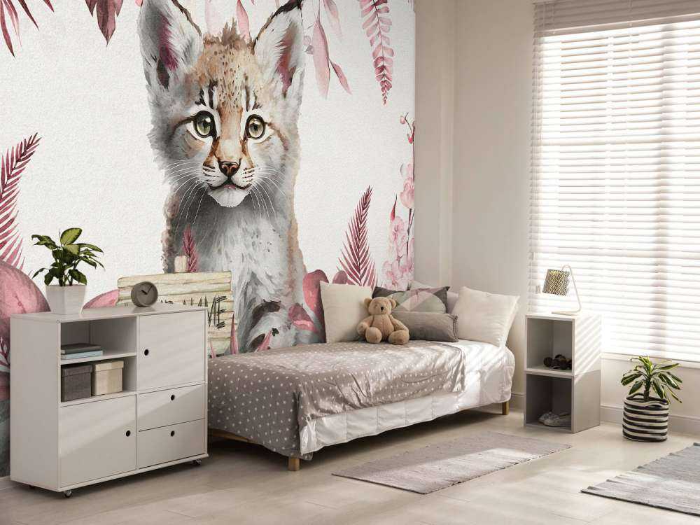 Bébé lynx dans la jungle rose