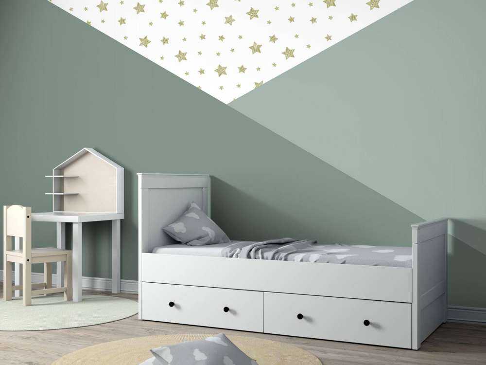 Triangles verts avec des étoiles