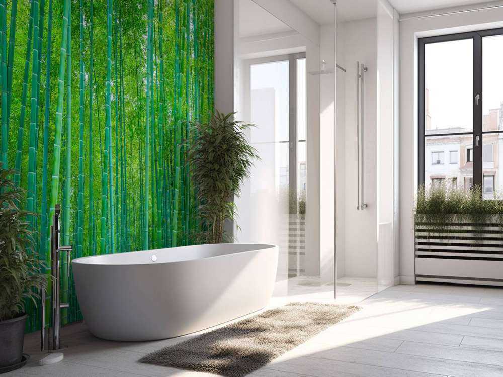 Une forêt verte de bambous