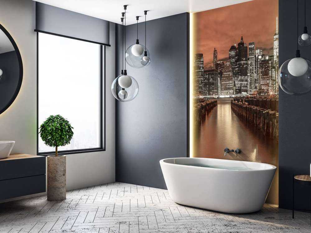 Skyline de Manhattan avec des brise-lames