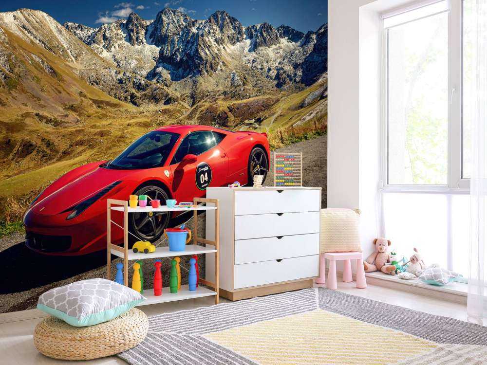 Ferrari 458 avec les sommets alpins