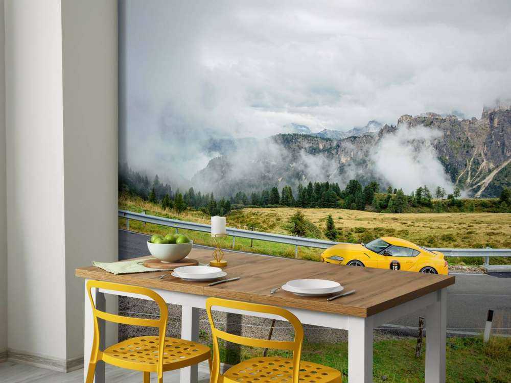 Voitures de sport dans les Dolomites