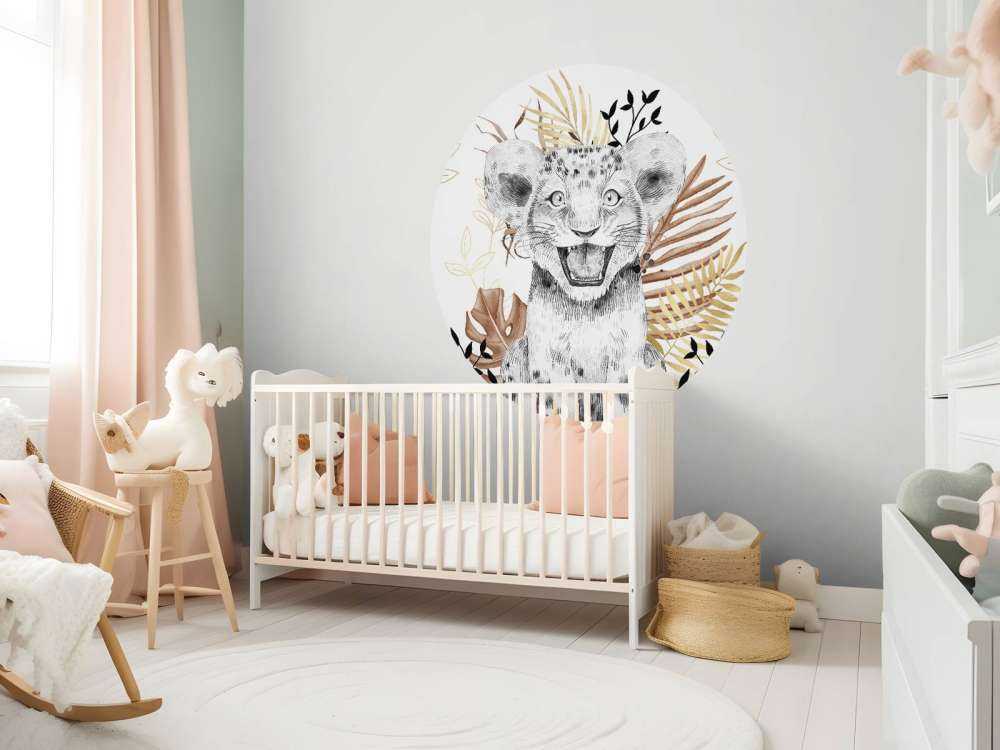 Bébé lion feuillage marron et or