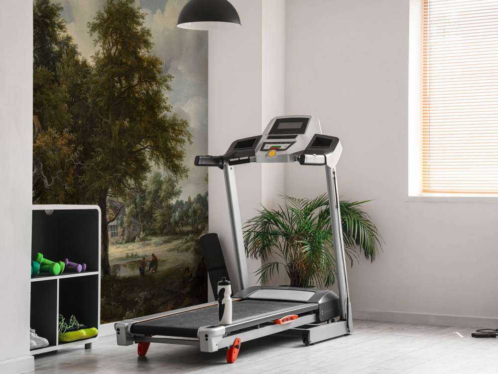 Paysage forestier avec fermes