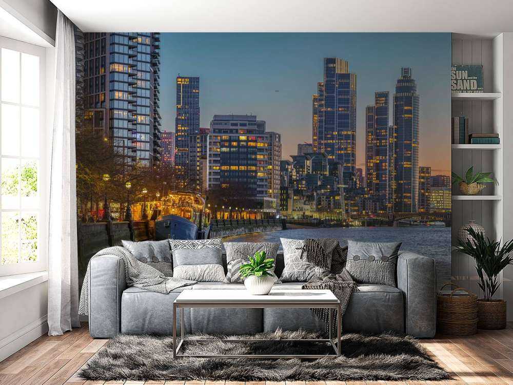 Paysage urbain de Londres sur la Tamise le soir.