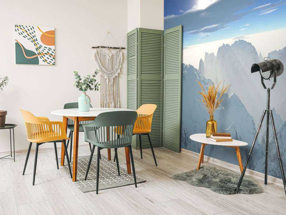 Panorama des sommets enneigés de la montagne