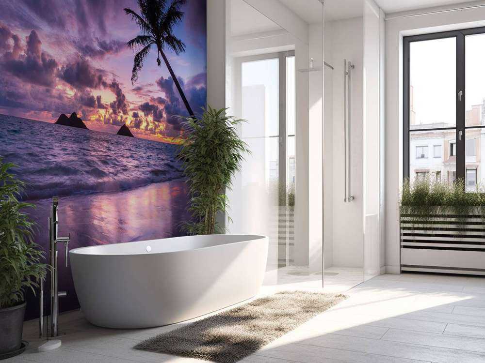 Côte tropicale au coucher du soleil violet