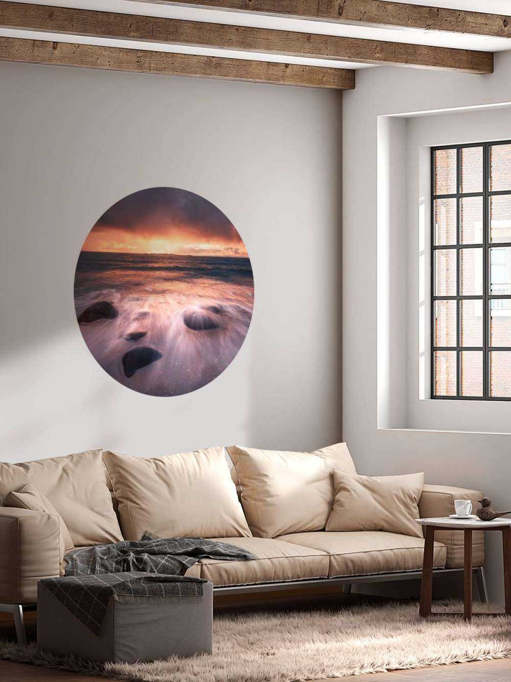 Lueur du soir sur la côte rocheuse