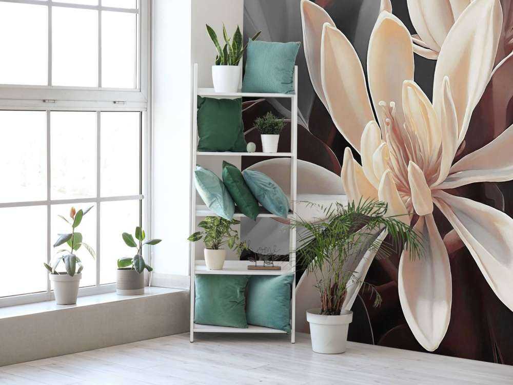 Fleurs de magnolia crème sur fond sombre