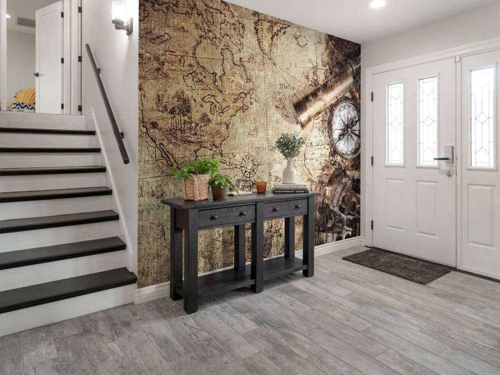 Carte du monde avec boussole