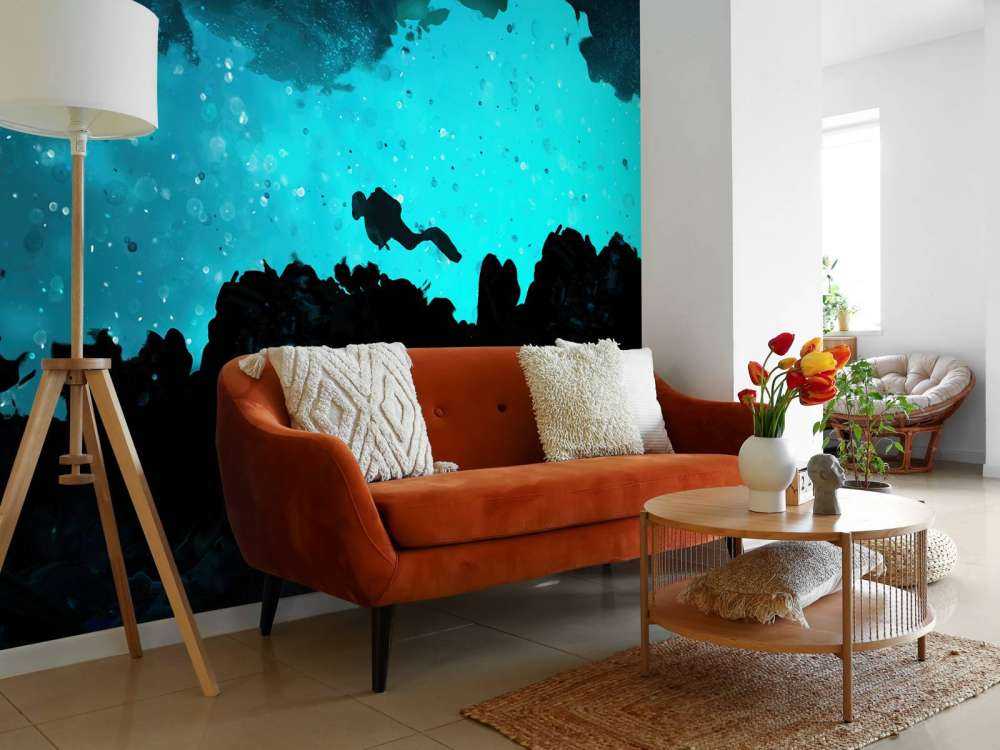 Grotte étroite avec plongeur