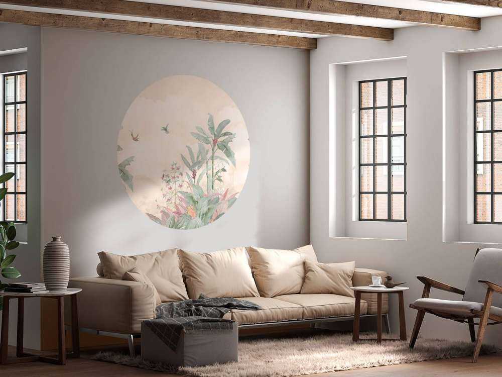 Colibris sous un ciel de nuages doux