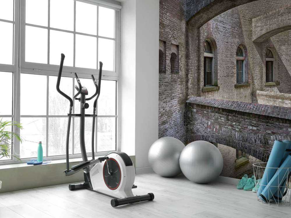 Ancien bâtiment avec des arcs