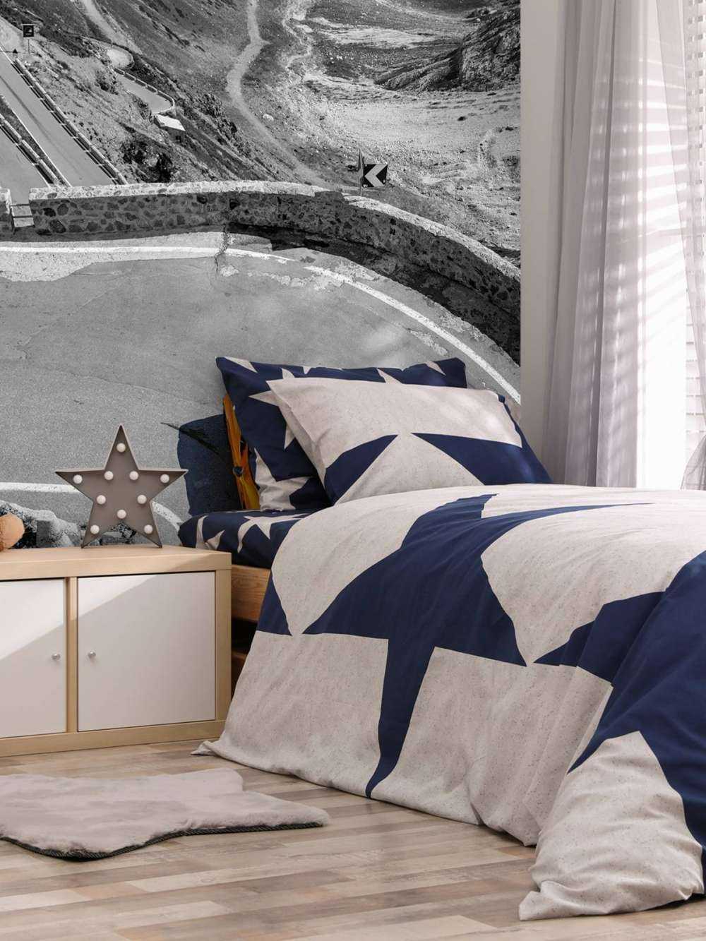 McLaren sur le Stelviopas - couleur spot