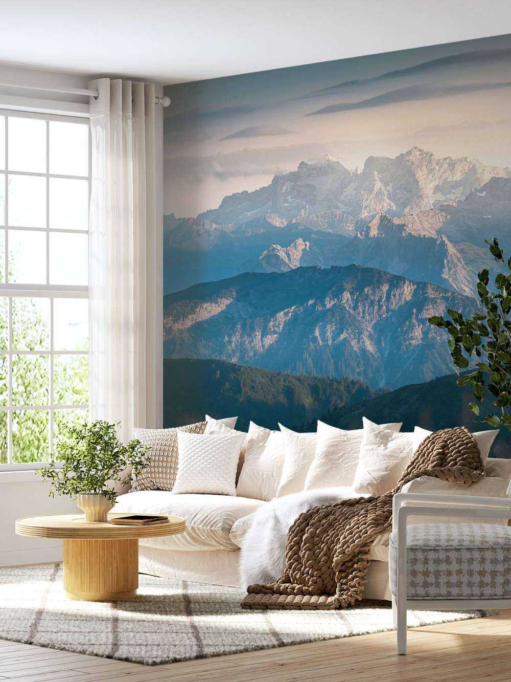 La stratification bleue dans les montagnes.