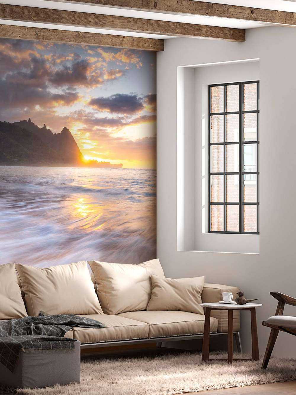 Soleil d'or sur une plage tropicale