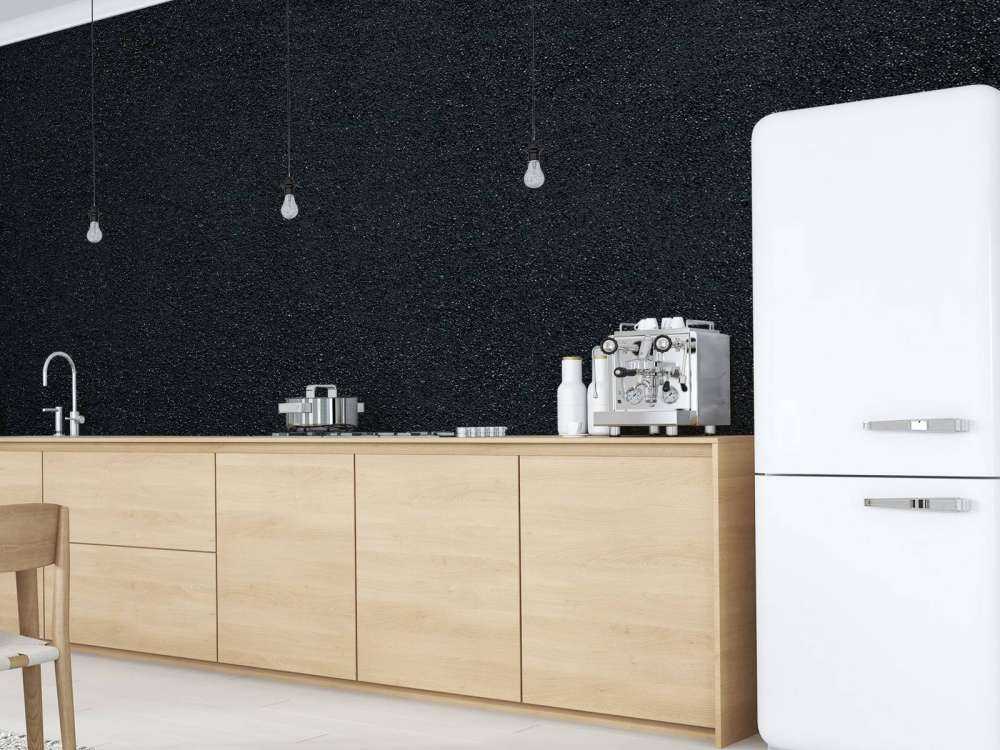 Mur sombre avec des pierres fines