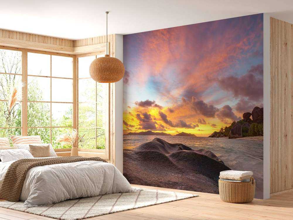 Coucher de soleil sur une plage tropicale