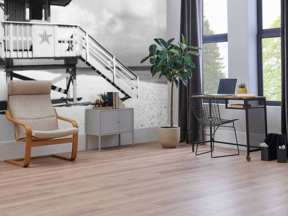 Beach Watch Black & White