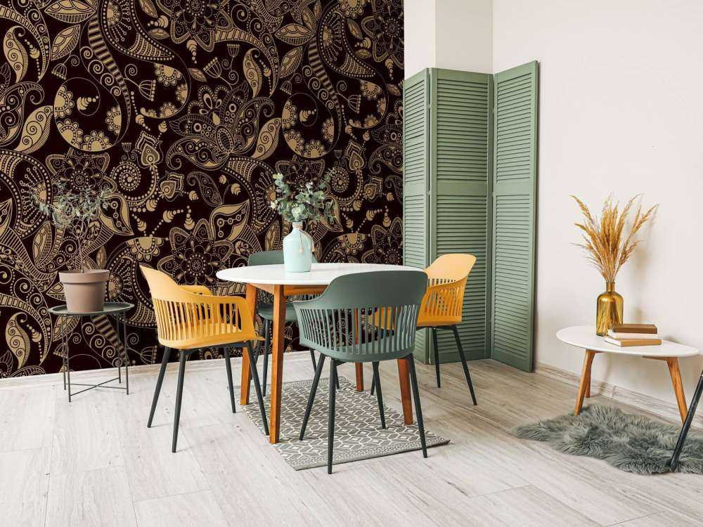 Motifs de fleurs dorées