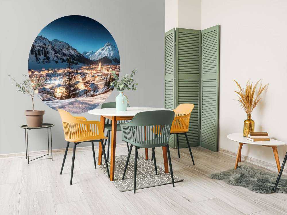 Village alpin scintillant sous un ciel étoilé