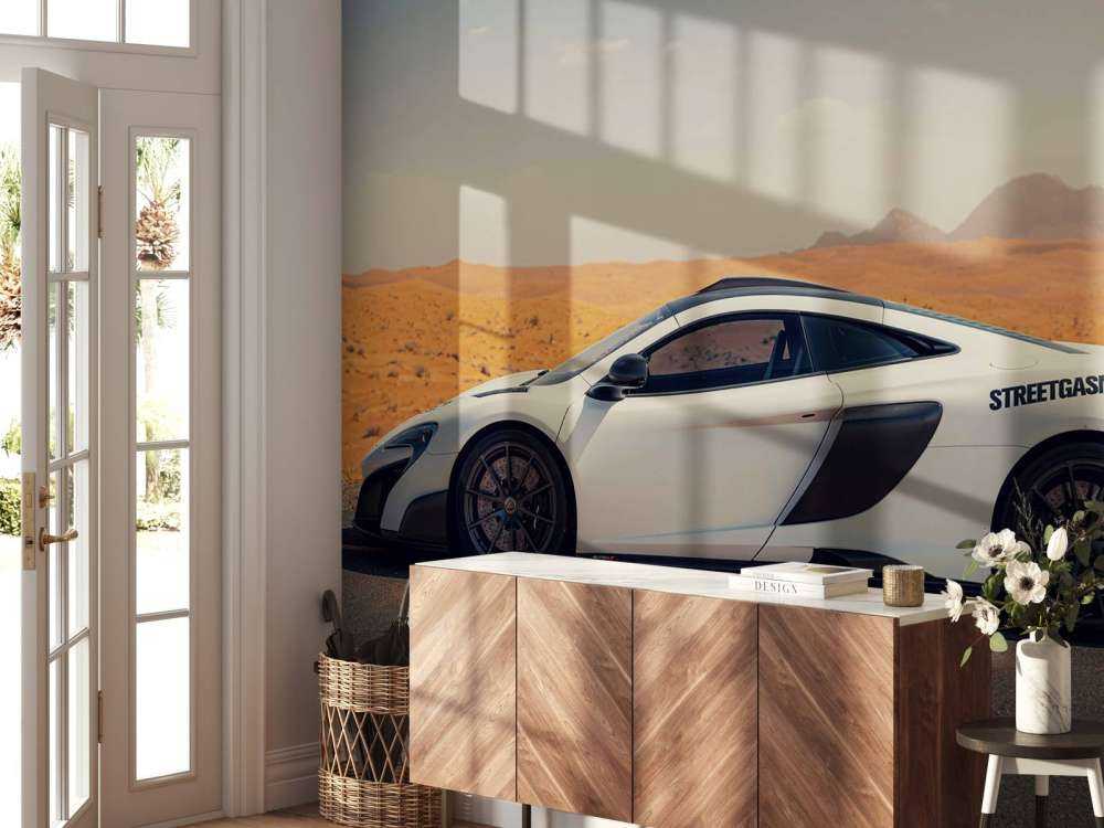 McLaren 675LT dans le désert