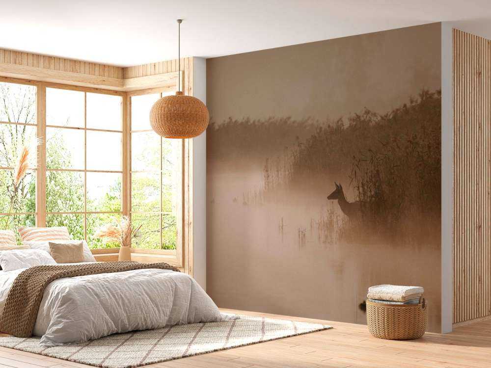 Ree dans la brume du matin