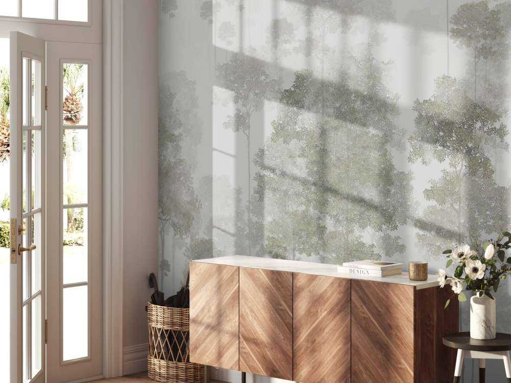 Forêt peinte dans la brume