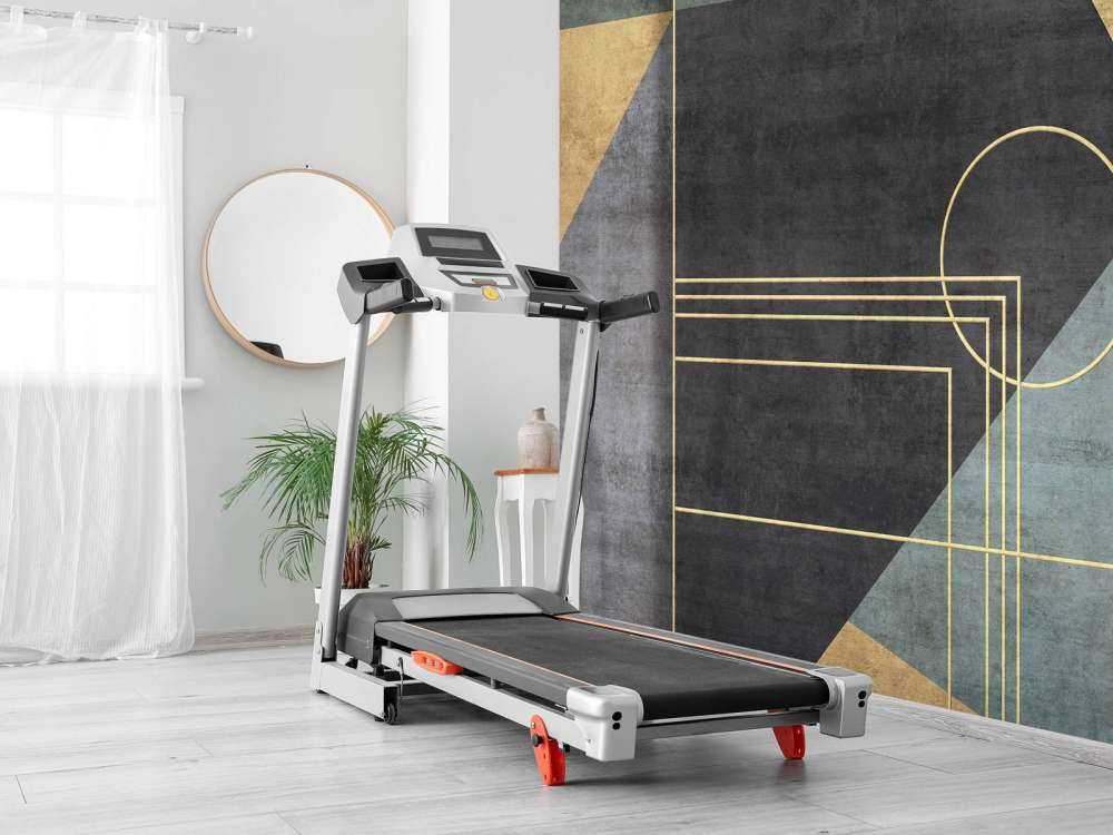 Lignes dorées en vert de mer