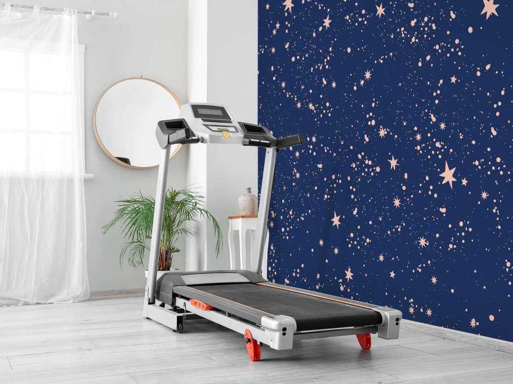 Pluie d'étoiles roses dans un bleu nuit