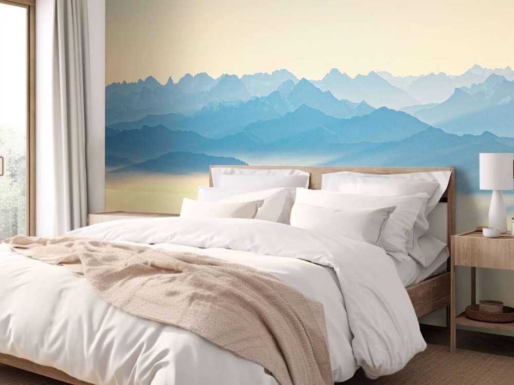 Sommet bleu-gris dans la lumière du matin