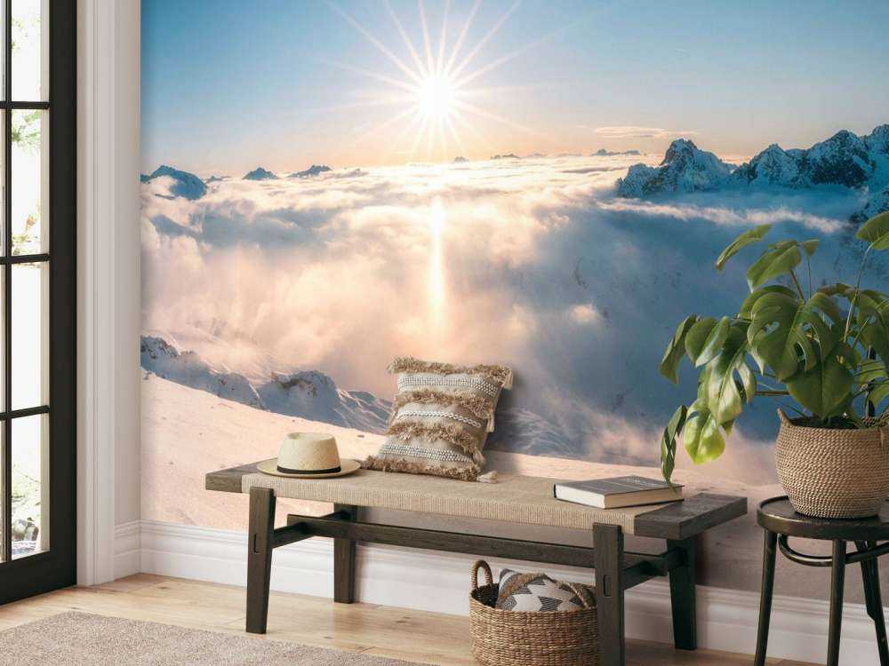 Zone au-dessus de la couche nuageuse dans le panorama alpin