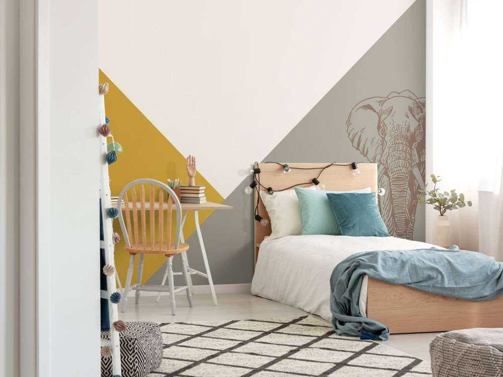 Triangles en jaune ocre et vert avec éléphant