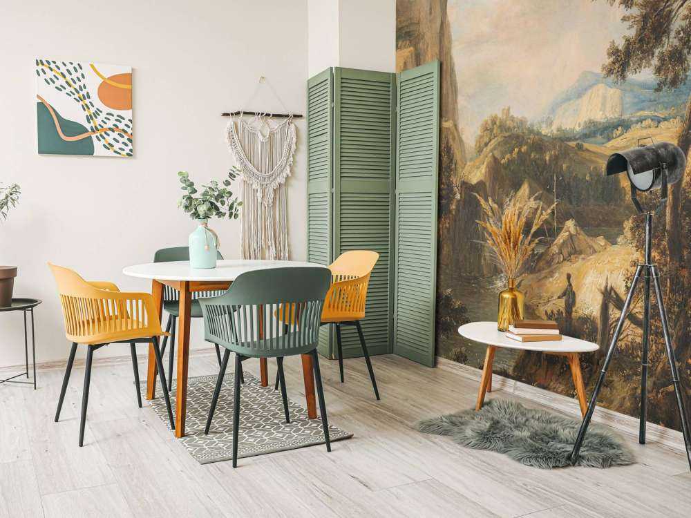 Paysage montagneux avec pêcheur