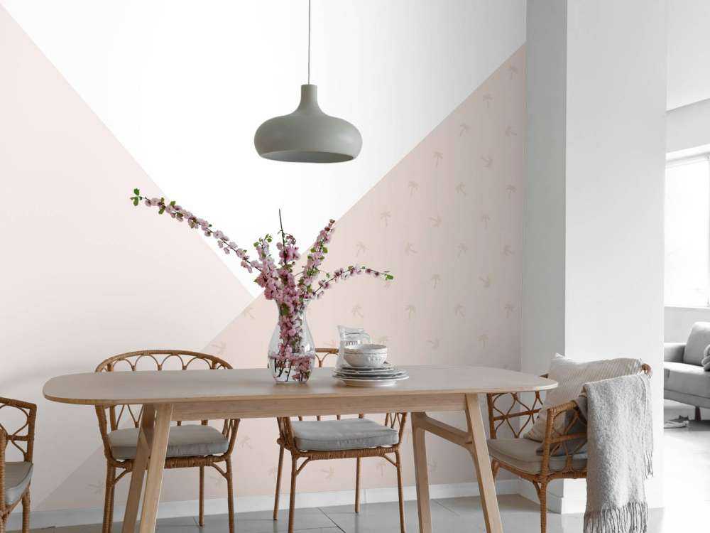 Triangles roses avec palmiers