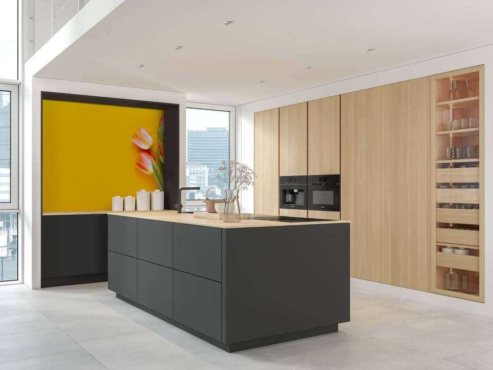 Tulipes sur le jaune