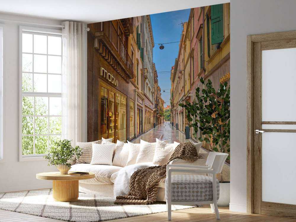 Rue commerçante tôt le matin