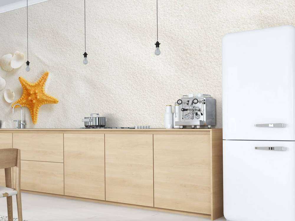 Étoile de mer sur sable blanc