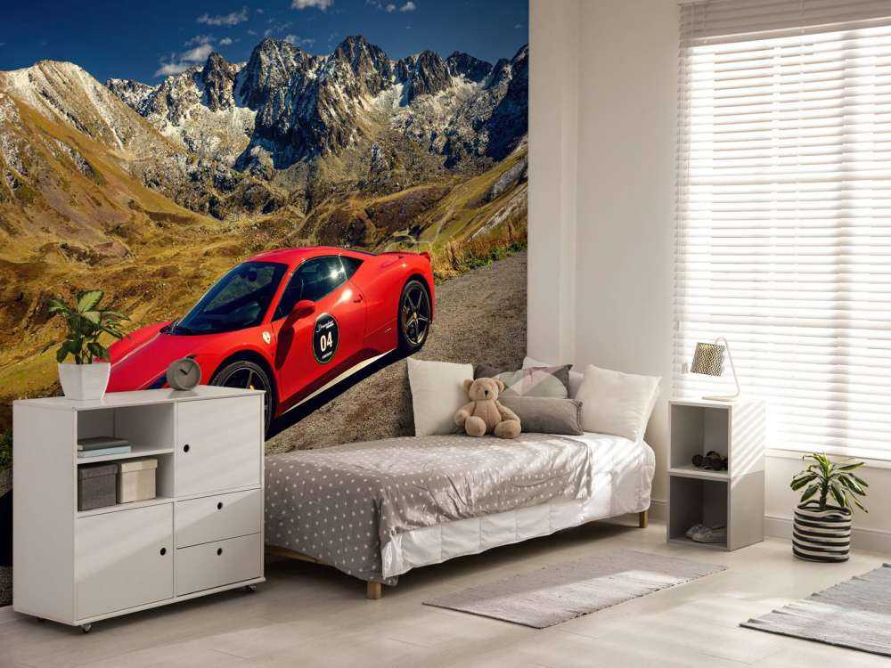 Ferrari 458 avec les sommets alpins