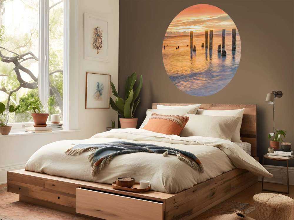 Mer calme au lever du soleil