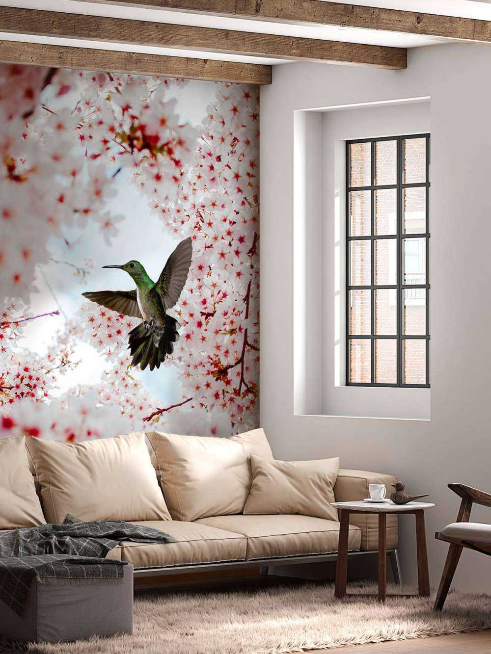 Colibri entre les fleurs