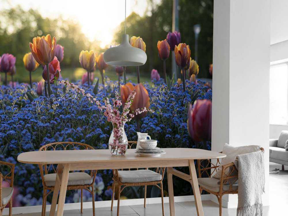 Champ de tulipes joyeux