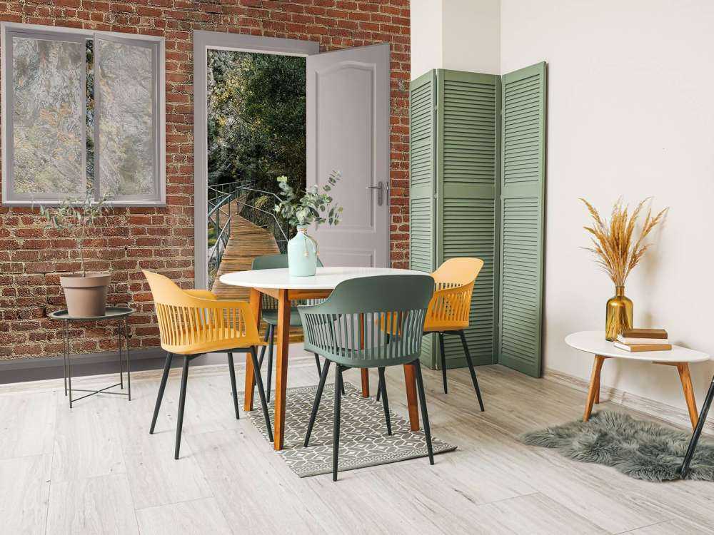 Pont entre rocher et verdure