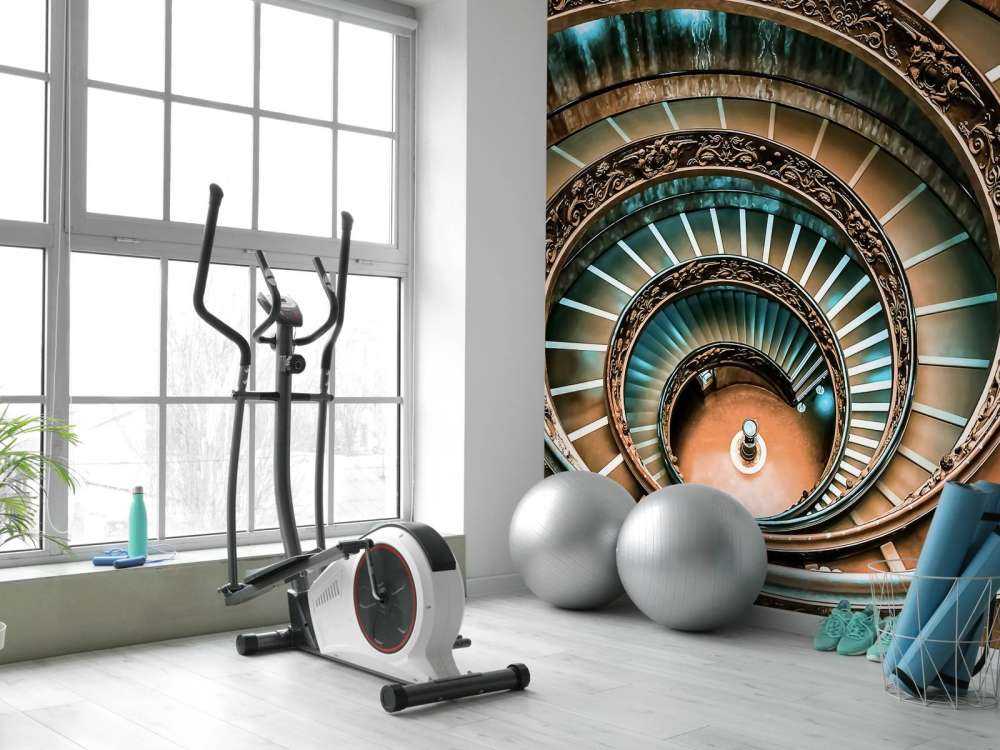 spirale dorée avec des détails baroques