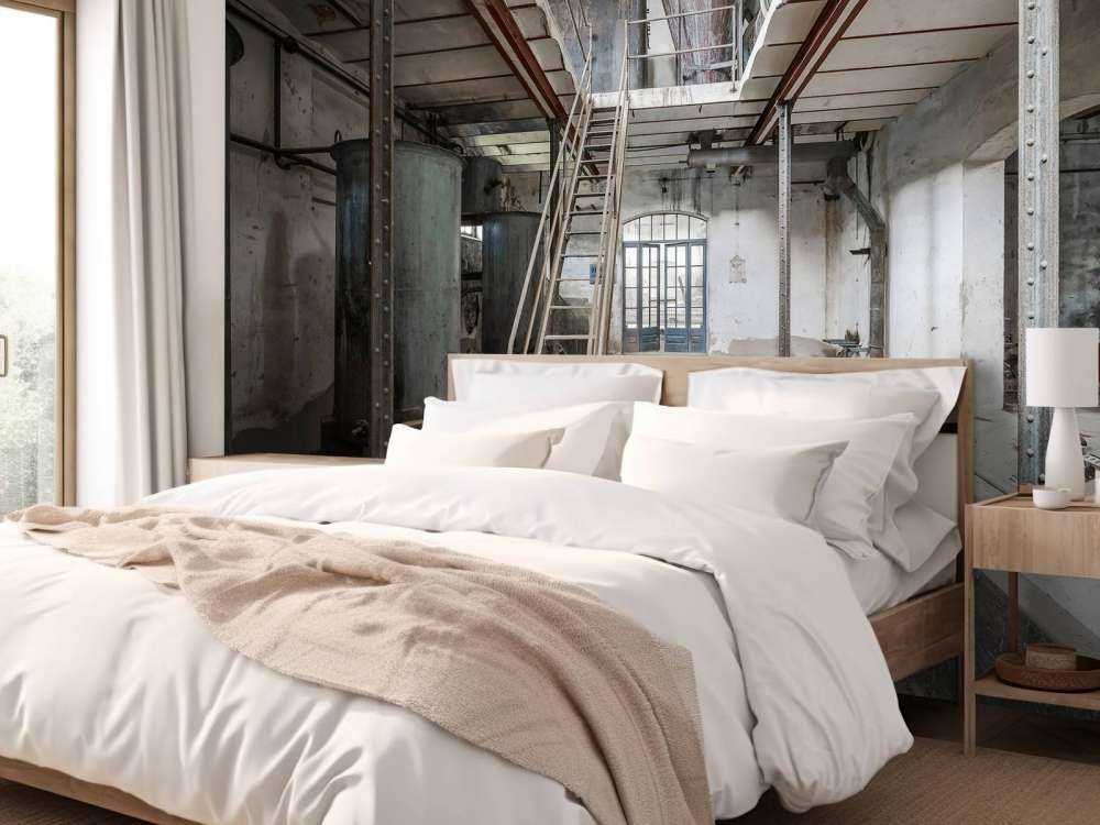 Ancien hall d'usine abandonné