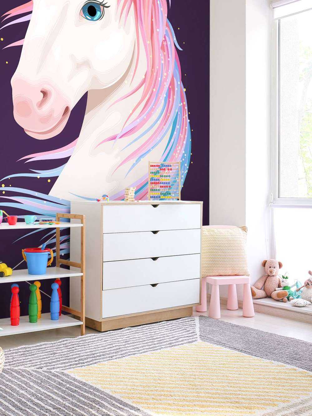 Licorne à la crinière colorée