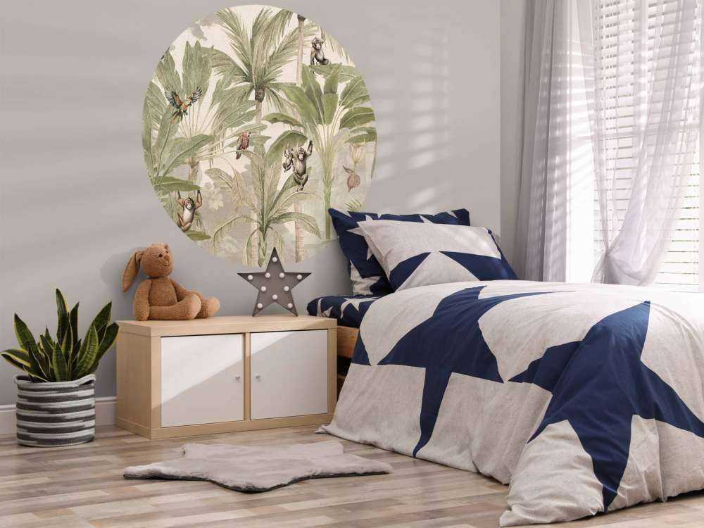 Jungle avec singes et perroquets